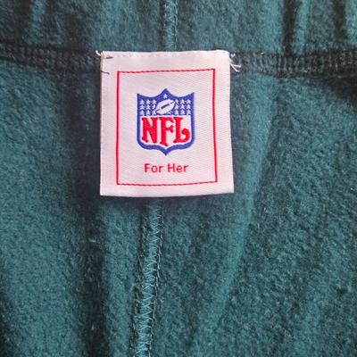 LOT 13B: Women's NFL Philadelphia Eagles Pajamas