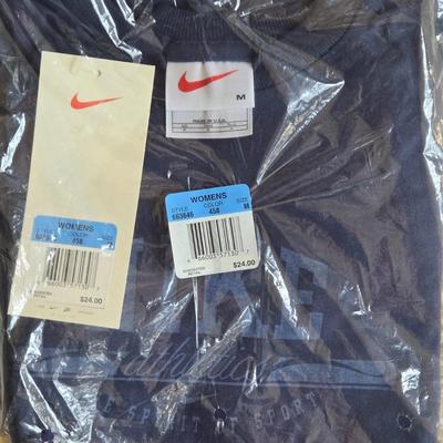 LOT 16B: Women's & Men's Nike Shirts New with Tags