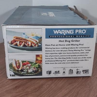 LOT 29B: Waring Pro Hot Dog Griller and Smores Maker