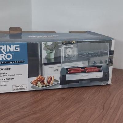 LOT 29B: Waring Pro Hot Dog Griller and Smores Maker