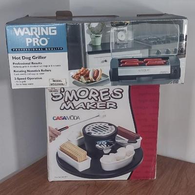 LOT 29B: Waring Pro Hot Dog Griller and Smores Maker