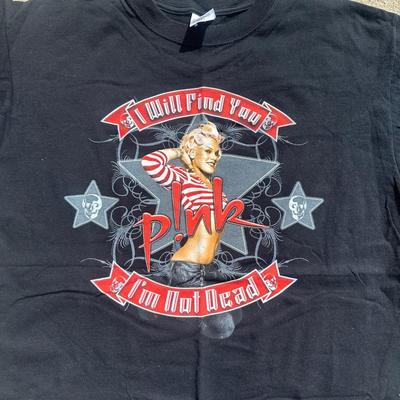 LOT 47B: Vintage Y2K Pink Tour T Shirts