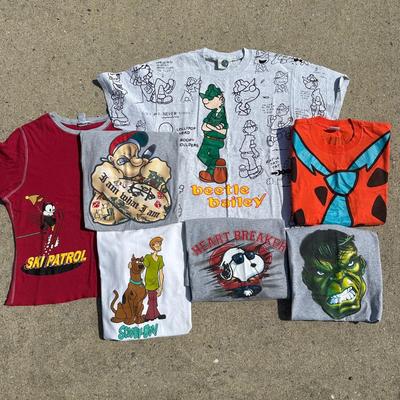 LOT 58A: Vintage Cartoon Character T Shirt Collection w/ Hats - Scooby Doo, Peanuts, Batman & More!