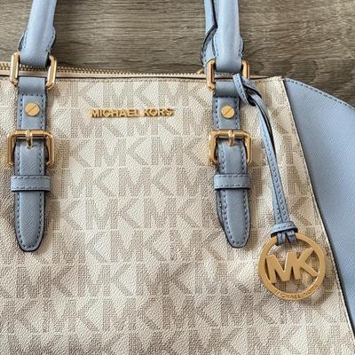 LOT 67W: New Michael Kors Blue & White Logo Print Ciara Large Zip Top Leather Satchel