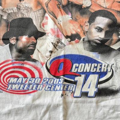 LOT 72W: 2003 Y2K Q102 Q Concert 14 Tweeter Center T-Shirt (XL): Britney Spears, LL Cool J & More