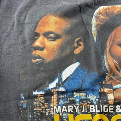LOT 75W: 2008 Jay-Z & Mary J Blige Heart of the City Tour Shirt