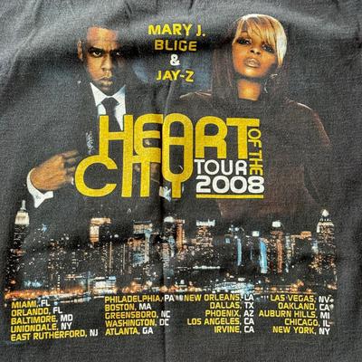 LOT 75W: 2008 Jay-Z & Mary J Blige Heart of the City Tour Shirt