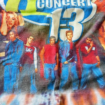 LOT 76W: Tie Dye 2002 Y2K Q102 Q Concert 13 Tweeter Center Shirt (Large)