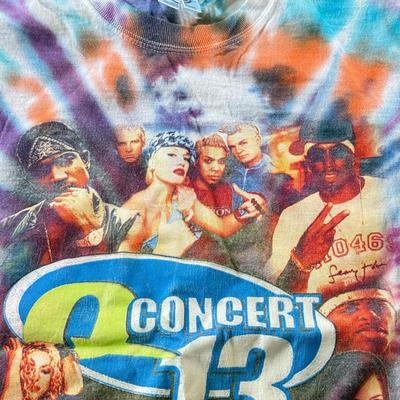 LOT 76W: Tie Dye 2002 Y2K Q102 Q Concert 13 Tweeter Center Shirt (Large)