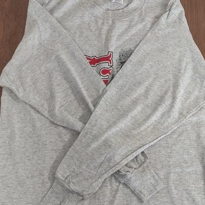 LOT 86B: Dolly Parton Merchandise: T-Shirts, Posters, Book of Prints