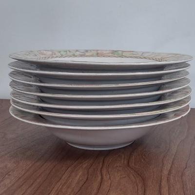 LOT 88B: Sango Les Saisons Plate Sets