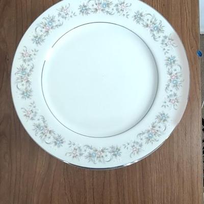 LOT 89B: Royal Gallery Fine China