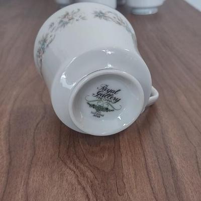 LOT 89B: Royal Gallery Fine China