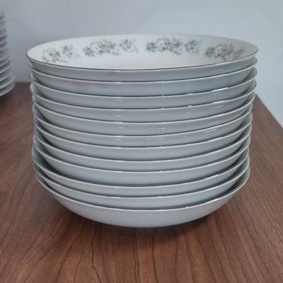 LOT 89B: Royal Gallery Fine China