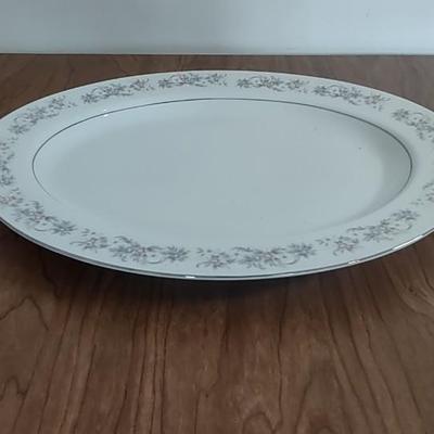 LOT 89B: Royal Gallery Fine China