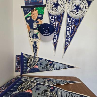 LOT 96B: 1990s NFL Dallas Cowboys "America's Team" Pennants & Hat