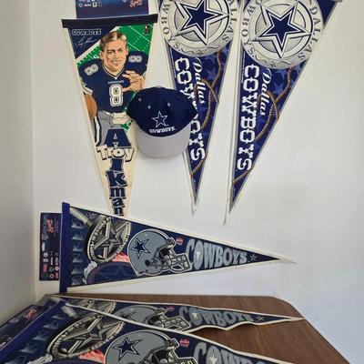 LOT 96B: 1990s NFL Dallas Cowboys "America's Team" Pennants & Hat