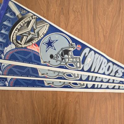 LOT 96B: 1990s NFL Dallas Cowboys "America's Team" Pennants & Hat