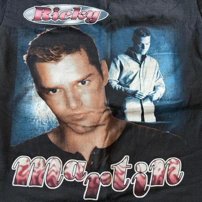 LOT 101A: Y2K Ricky Martin Livin' la Vida Loca Mountain Dew T-Shirt (Small/Medium)