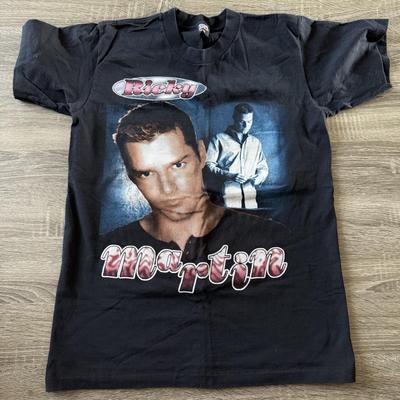 LOT 101A: Y2K Ricky Martin Livin' la Vida Loca Mountain Dew T-Shirt (Small/Medium)