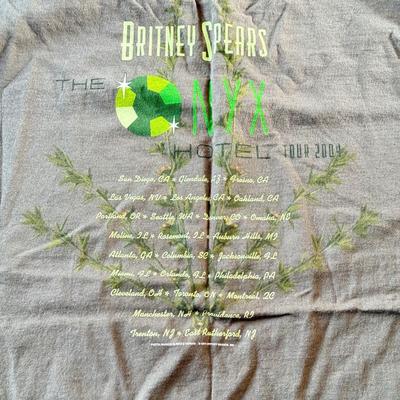 LOT 106A: 2004 Britney Spears The Onyx Hotel Green Tour T-Shirt (XL)