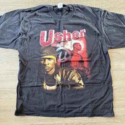 LOT 107A: Y2K Usher The Truth Tour T-Shirt (XL)