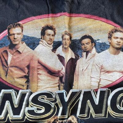 LOT 112A: Y2K *NSYNC No Strings Attached tour T-Shirt (XL)