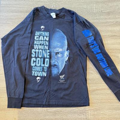 LOT 119A: 1998 WWF Stone Cold Steve Austin Long Sleeve Tee (Youth XL)