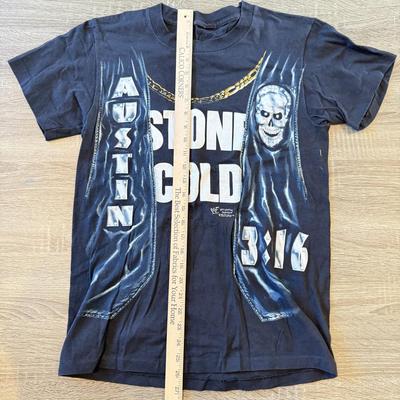 LOT 120A: 1998 WWF Stone Cold Steve Austin Vest T-Shirt