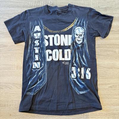 LOT 120A: 1998 WWF Stone Cold Steve Austin Vest T-Shirt