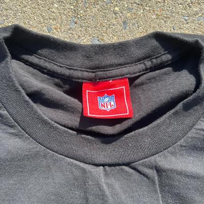 LOT 124L: Vintage/Modern Philadelphia Eagles T shirt Collection