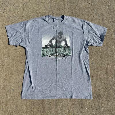 LOT 124L: Vintage/Modern Philadelphia Eagles T shirt Collection