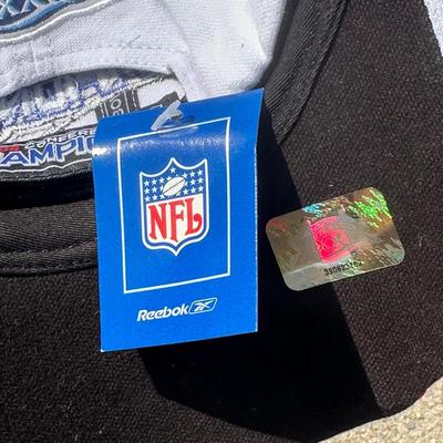 LOT 125L: Philadelphia Eagles Pajamas, Sweat Pants, Hats & More