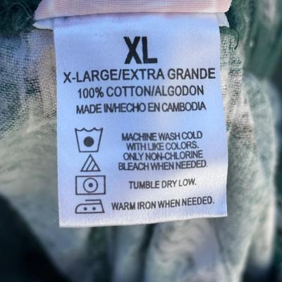 LOT 125L: Philadelphia Eagles Pajamas, Sweat Pants, Hats & More