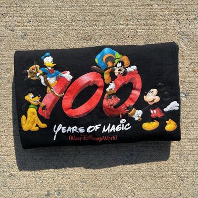 LOT 126L: Vintage Disney T Shirt Collection & More!