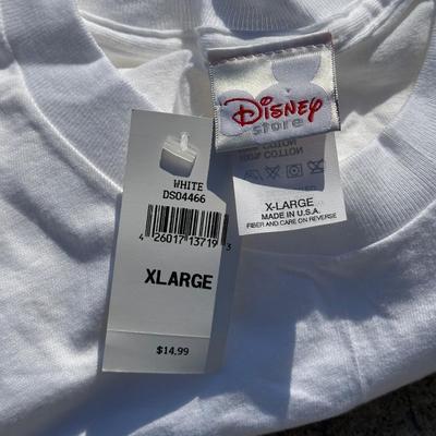 LOT 126L: Vintage Disney T Shirt Collection & More!