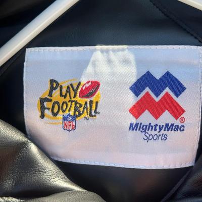 LOT 129A: Mighty Mac Sports NFL Dallas Cowboys Jacket