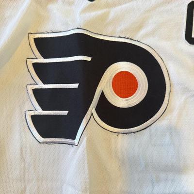 LOT 145A: 2000s NHL Philadelphia Flyers #88 Eric Lindros CCM Hockey Jersey w/ UnIDed Signatures