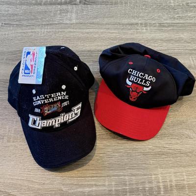 LOT 152A: NBA Hats: Chicago Bulls & NWT 76ers