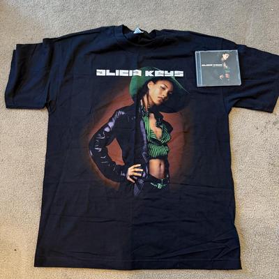 LOT 153A: 2002 Alicia Keys Tour T-Shirt (XL) & Songs in A Minor CD