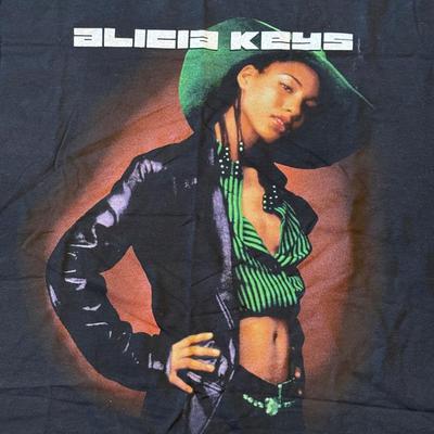 LOT 153A: 2002 Alicia Keys Tour T-Shirt (XL) & Songs in A Minor CD