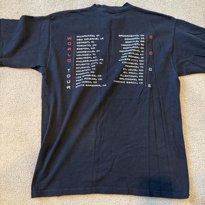 LOT 154A: 2002 Alicia Keys World Tour T-shirt (XL) w/ CDs: NIP As I Am & The Diary of Alicia Keys