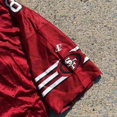 LOT 157A: NWT NFL Logo Athletic Steve Young San Francisco 49ers Jersey (Youth XL)