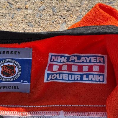 LOT 160A: NHL Philadelphia Flyers John Leclair CCM Hockey Jersey (XL)