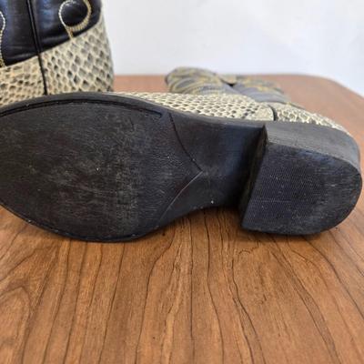 LOT 162A: Boys Cowboy Boots