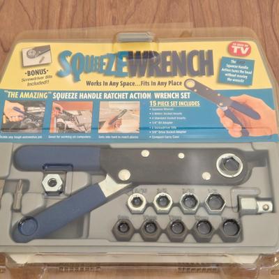 LOT 167A: DeWalt Cordless Drill & Squeeze Wrench