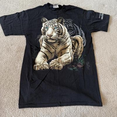 LOT 174A: Sick T-Shirts: Clementon Amusement Park Big Cat Encounter White Tiger (Medium), The Mountain Dragon Graphic (XL) & Art...