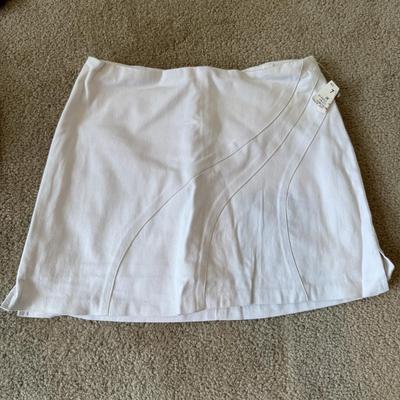 LOT 177A: Summer Skirts & Shorts in Junior/Petite Sizes: Paris Blues Original, Blue Asphalt, Lei, Guess Jeans, OP & No Appt...