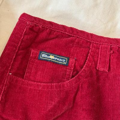 LOT 177A: Summer Skirts & Shorts in Junior/Petite Sizes: Paris Blues Original, Blue Asphalt, Lei, Guess Jeans, OP & No Appt...