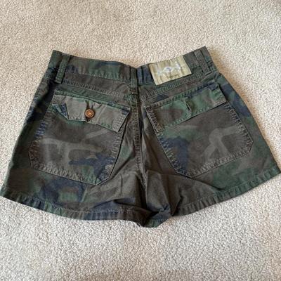 LOT 177A: Summer Skirts & Shorts in Junior/Petite Sizes: Paris Blues Original, Blue Asphalt, Lei, Guess Jeans, OP & No Appt...